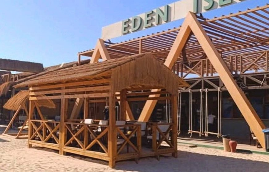 Eden Island Full-Day Snorkeling Trip