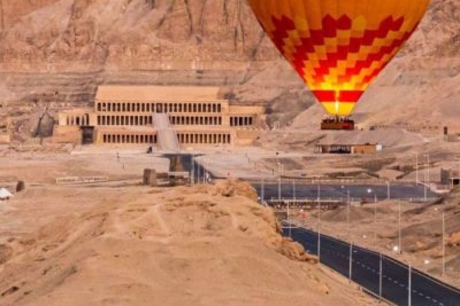 Luxor Overnight Private Tour with Hot Air Balloon