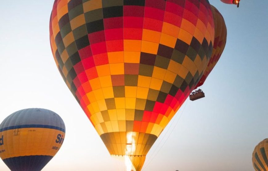 Luxor Overnight Private Tour with Hot Air Balloon